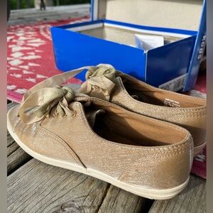 keds Gold/Bronze Sz 5 Metallic Tennis Shoes Ribbon Laces Women or Girls Sneakers